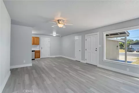 Living - 5259 Farley St, Oroville, CA 95966 photo 5 of 6