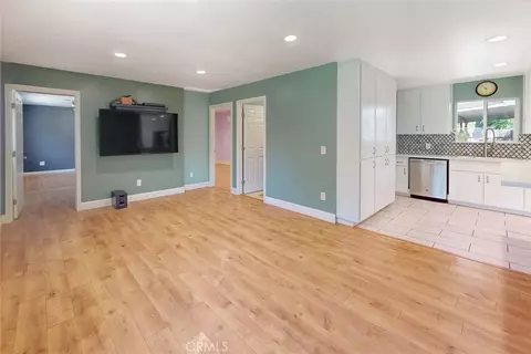 Living - 2640 Williams Ave, Palermo, CA 95968 photo 2 of 4