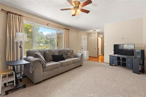 Living - 3361 Hackamore Ln, Chico, CA 95973 photo 3 of 4
