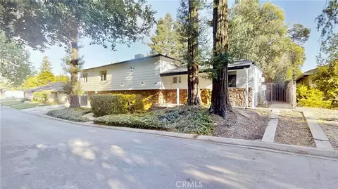 475 S Barrett Rd #A, Yuba City, CA 95991