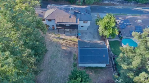 475 S Barrett Rd #A, Yuba City, CA 95991