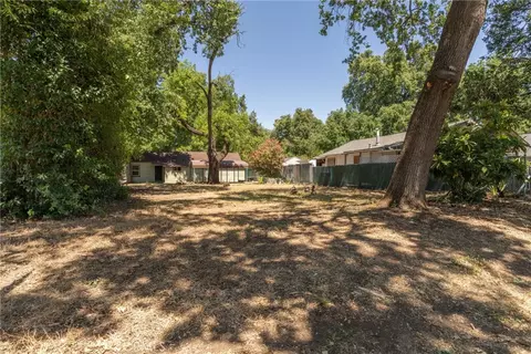 1087 E 9th St, Chico, CA 95928 photo 32