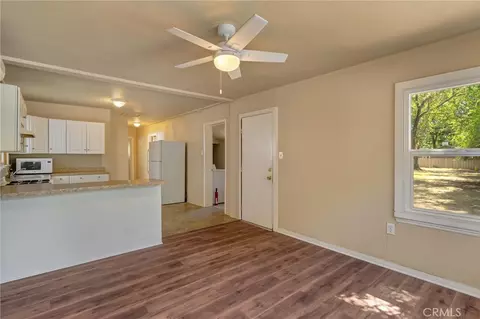 1087 E 9th St, Chico, CA 95928 photo 9