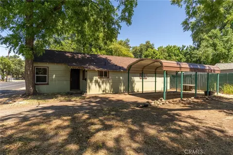 1087 E 9th St, Chico, CA 95928 photo 5
