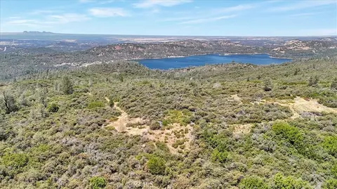 8972 Amoruso Ln, Oregon House, CA 95962