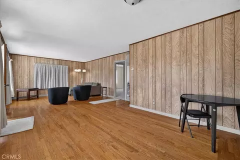 Living - 555 Pacific, Willows, CA 95988 photo 3 of 4