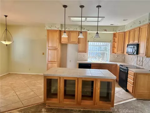 Kitchen - 359 Saint Augustine Dr, Chico, CA 95928 photo 5 of 7