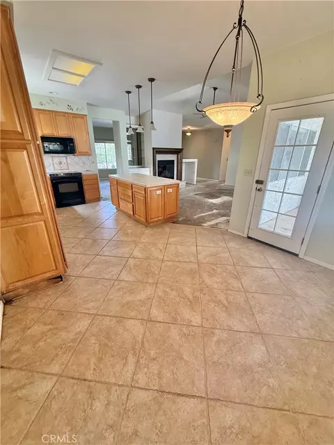 Kitchen - 359 Saint Augustine Dr, Chico, CA 95928 photo 1 of 7
