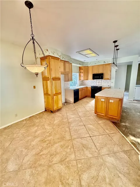 Kitchen - 359 Saint Augustine Dr, Chico, CA 95928 photo 6 of 7