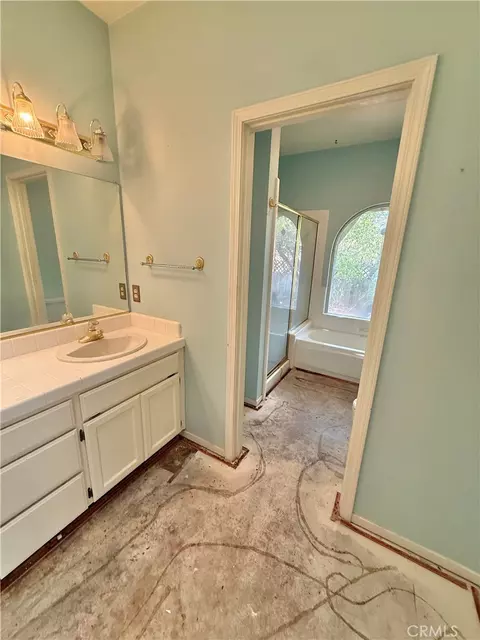 Bath - 359 Saint Augustine Dr, Chico, CA 95928 photo 6 of 7