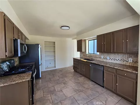 Kitchen - 16500 Eden Ln, Rackerby, CA 95972 photo 8 of 8