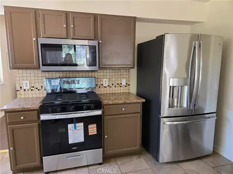 Kitchen - 16500 Eden Ln, Rackerby, CA 95972 photo 6 of 8