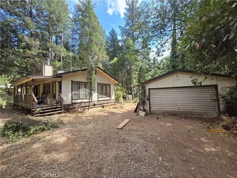 6574 Elmwood Dr, Magalia, CA 95954