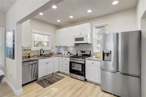 Kitchen - 1875 Sycamore St, Gridley, CA 95948 photo 1 of 2