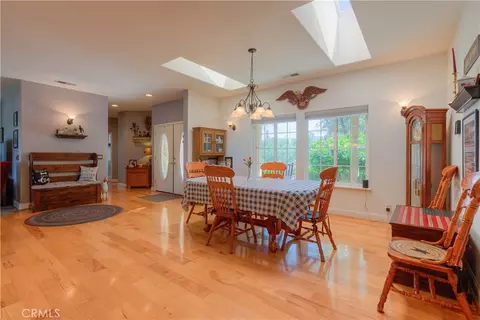 Dining - 260 Orange Ave, Oroville, CA 95966 photo 2 of 2