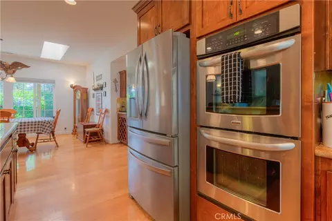 Kitchen - 260 Orange Ave, Oroville, CA 95966 photo 4 of 6