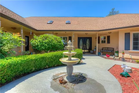 Exterior - 260 Orange Ave, Oroville, CA 95966 photo 3 of 13