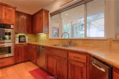 Kitchen - 260 Orange Ave, Oroville, CA 95966 photo 3 of 6