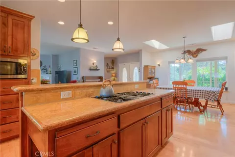 Kitchen - 260 Orange Ave, Oroville, CA 95966 photo 5 of 6