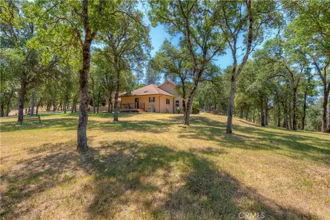Exterior - 260 Orange Ave, Oroville, CA 95966 photo 11 of 13