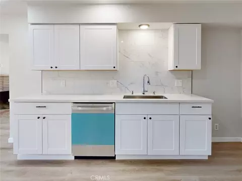 Kitchen - 484 E St, Biggs, CA 95917 photo 1 of 7