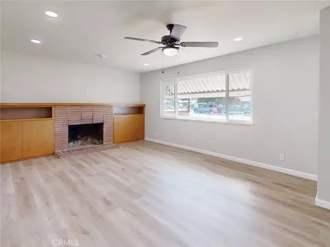 Living - 484 E St, Biggs, CA 95917 photo 3 of 12