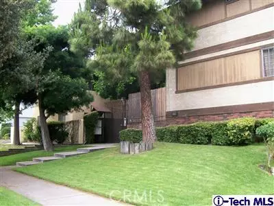 973 E Villa St #1, Pasadena, CA 91106 photo 1