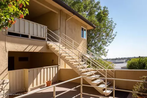 385 Cliff Dr #9, Pasadena, CA 91107 photo 1