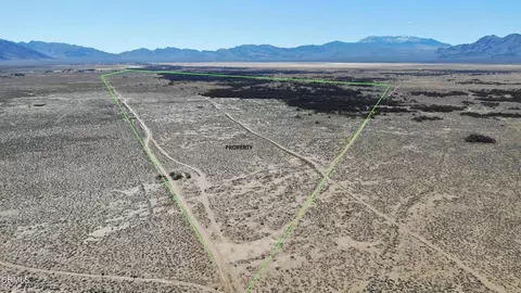1 Lee Ln, Baker, CA 92309