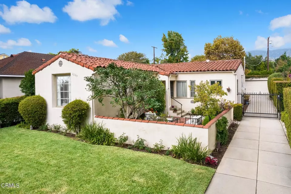 2225 Paloma St, Pasadena, CA 91104 47 Photos Movoto