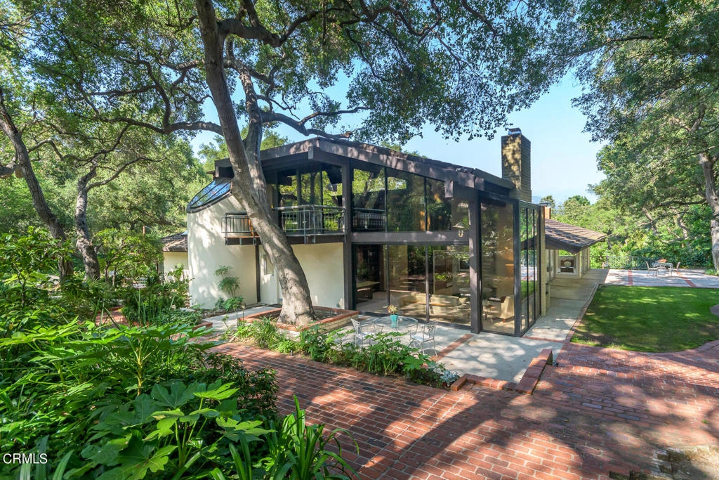 416 Whiting Woods Rd