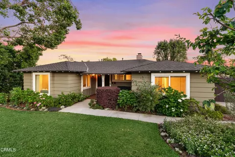 3760 Hampton Rd, Pasadena, CA 91107