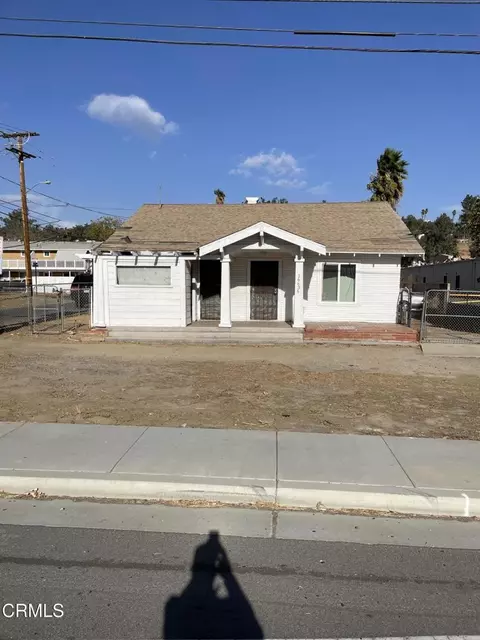 16636 Lakeshore Dr, Lake Elsinore, CA 92530