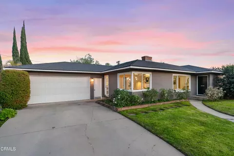 800 Calderwood Ln, Pasadena, CA 91107