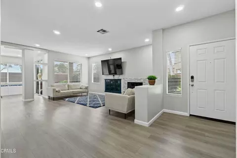 621 Sumner Way #2, Oceanside, CA 92058