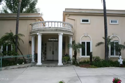 500 Georgian Rd, La Canada Flintridge, CA 91011