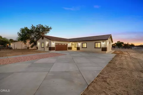 40719 E 171st Street St E, Lake Los Angeles, CA 93535