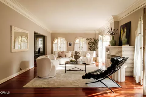 80 N Euclid Ave #102, Pasadena, CA 91101