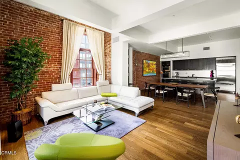 940 E 2nd St #37, Los Angeles, CA 90012