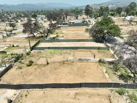 64 W Mariposa St, Altadena, CA 91001