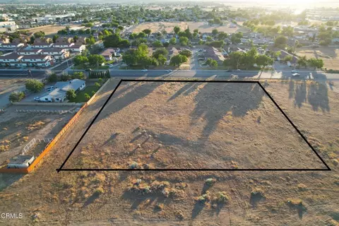 25 25 Vac 25th Ste Vic Ave Q4, Palmdale, CA 93550