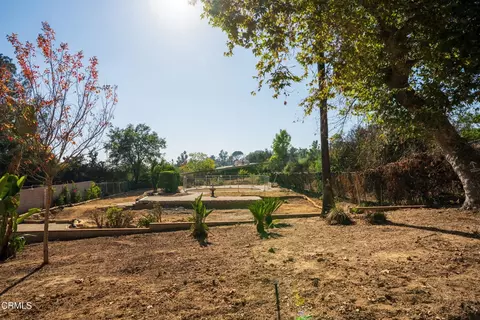 1962 E Loma Alta Dr, Altadena, CA 91001