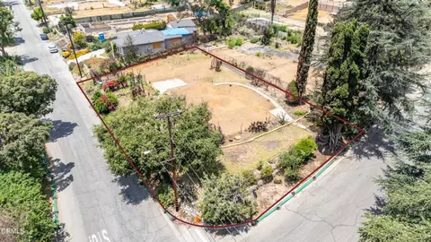 2989 Santa Rosa Ave, Altadena, CA 91001