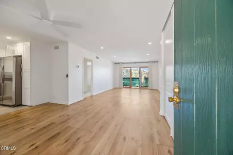 2940 N Verdugo Rd #411, Glendale, CA 91208