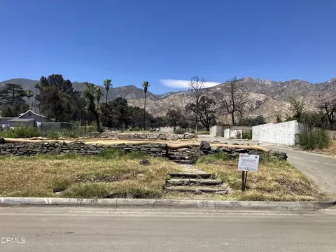 25 E Palm St, Altadena, CA 91001