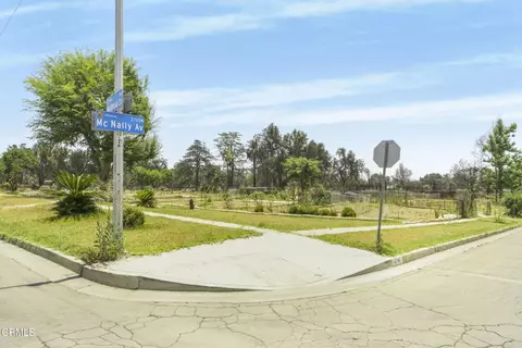 2716 Mcnally Ave, Altadena, CA 91001