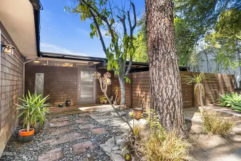 4639 El Camino Corto, La Canada Flintridge, CA 91011