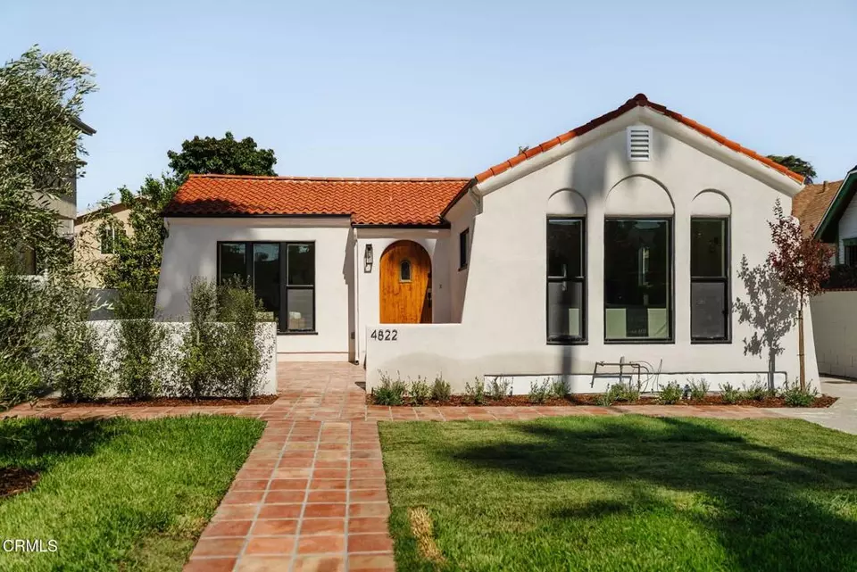 Exterior - 4822 6th Ave, Los Angeles, CA 90043 photo 1 of 8
