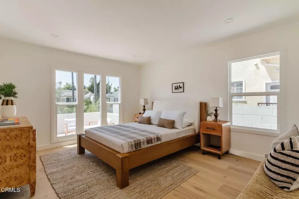 Bedroom - 4822 6th Ave, Los Angeles, CA 90043 photo 5 of 8