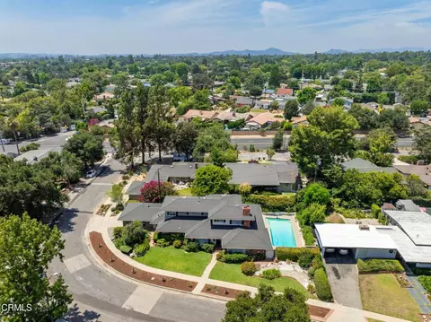 1915 Canyon Close Rd, Pasadena, CA 91107